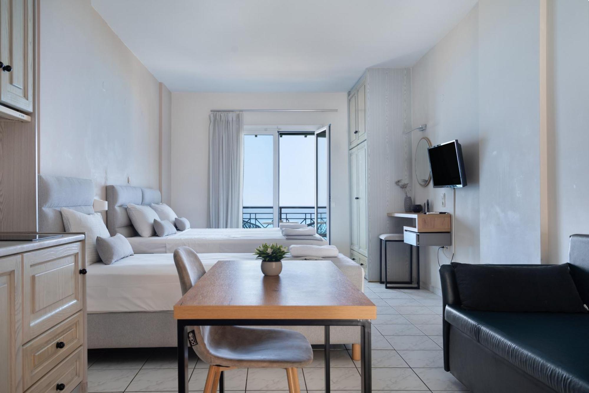 Sunset Triple 1 Apartman Áyios Nikítas Kültér fotó