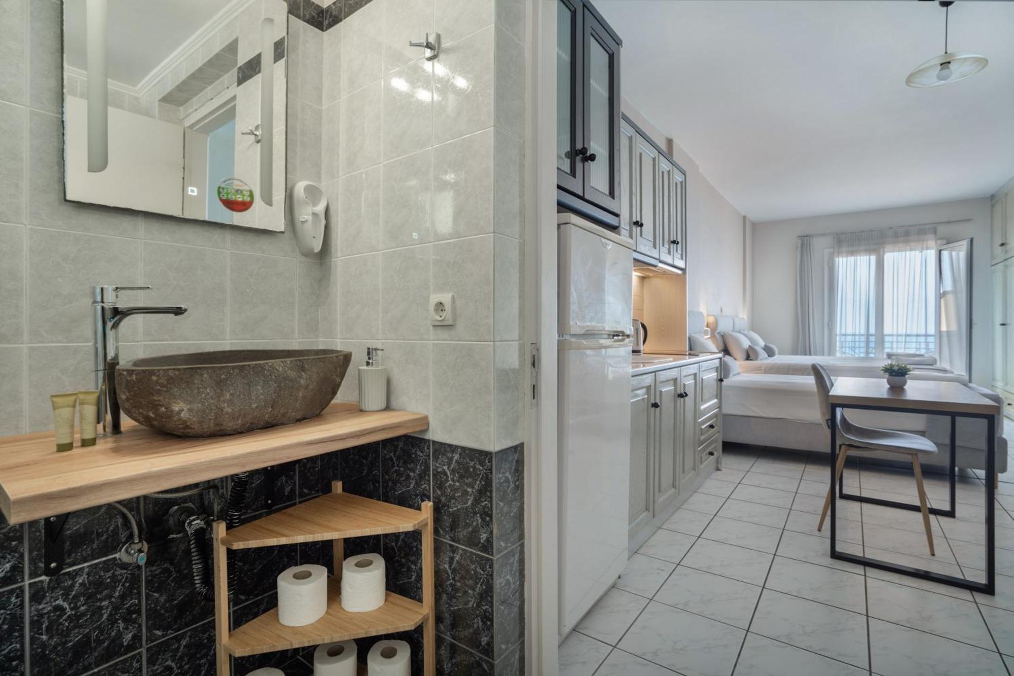 Sunset Triple 1 Apartman Áyios Nikítas Kültér fotó