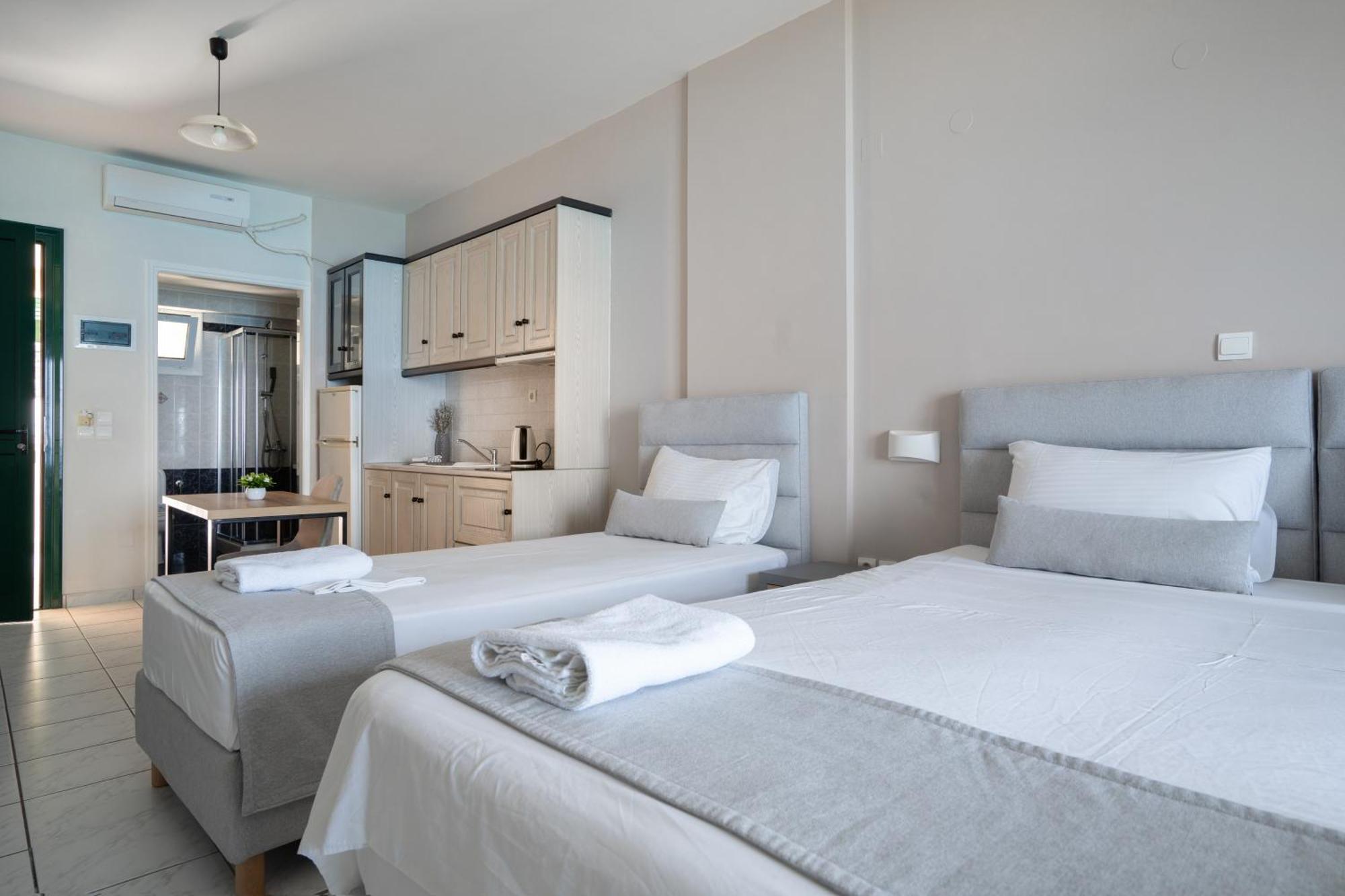 Sunset Triple 1 Apartman Áyios Nikítas Kültér fotó