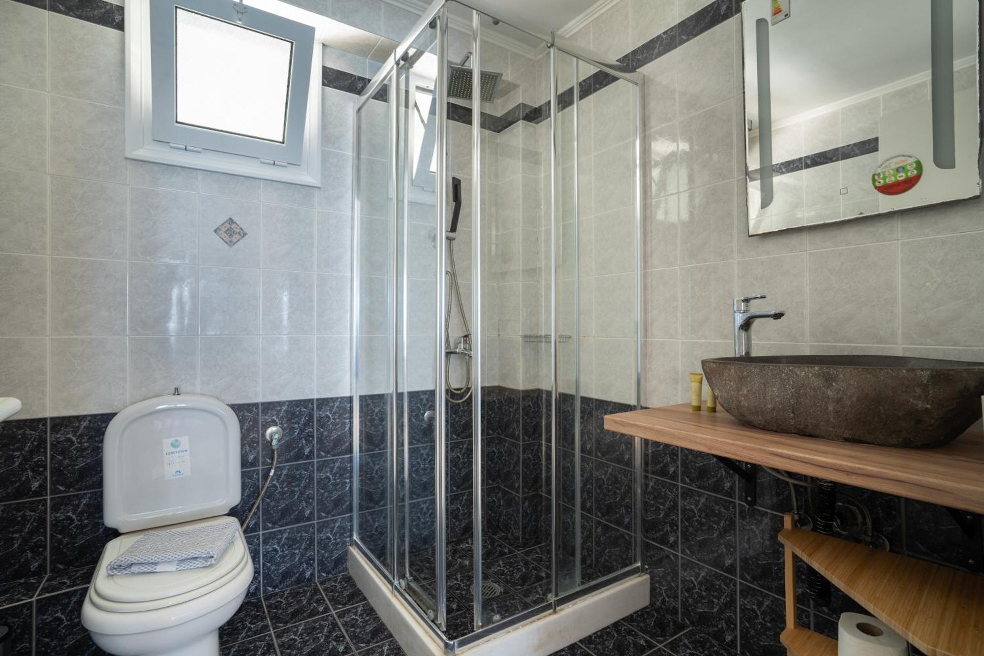 Sunset Triple 1 Apartman Áyios Nikítas Kültér fotó